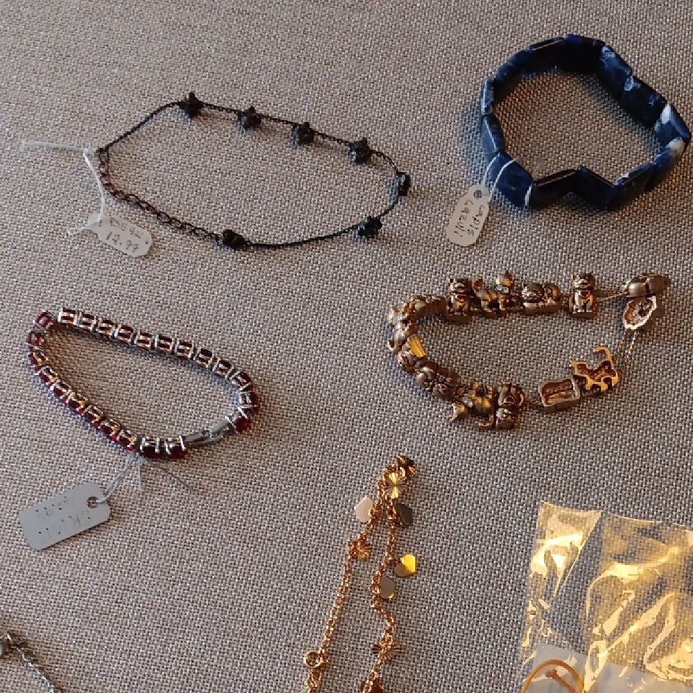 Goldtone and Silvertone Bracelet Collection with Charms and Beads - Picture 5 of 6